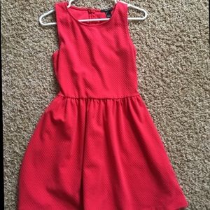 TEXTURED CORAL DRESS ((LIKE NEW))